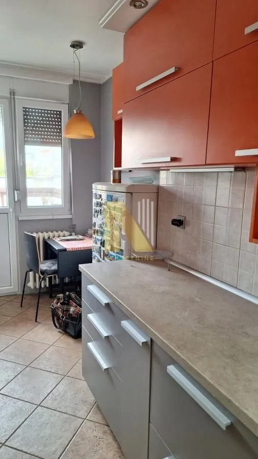 Rent, office space, 80m², Centar, Novi Sad
