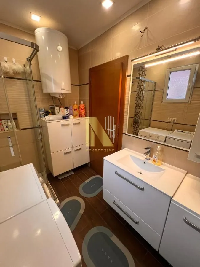 Prodaja, četvorosoban stan, 88m², Veternik, Novi Sad Sve Podlokacije