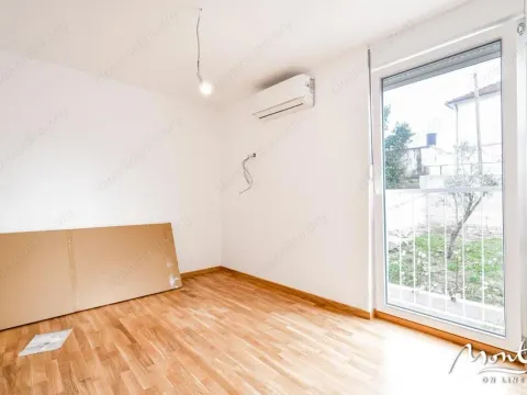 Sale, four bedroom apartment, 124m², Tivat, Crna Gora - image 10