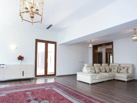 Prodaja, kuća, 600m², Tivat, Crna Gora - image 16