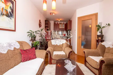 Rent, two bedroom apartment, 55m², Stari Aerodrom, Podgorica - image 1