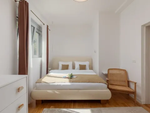 Prodaja, trosoban stan, 129m², Dobrota, Kotor - image 6