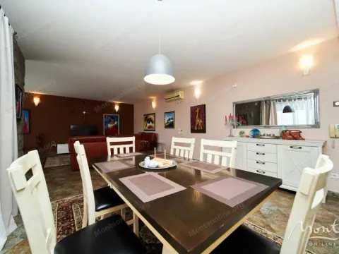 Sale, house, 495m², Bečići, Budva - image 9