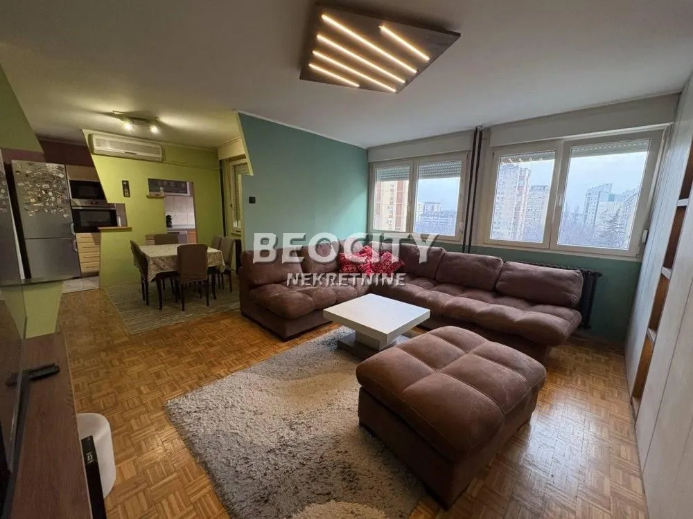 Prodaja, trosoban stan, 76m², Novo naselje, Novi Sad