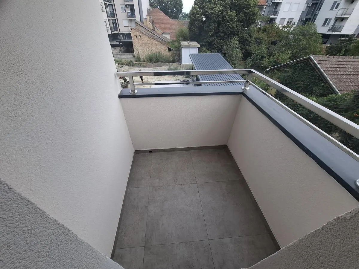 Prodaja, dvosoban stan, 42m², Salajka, Novi Sad Sve Podlokacije