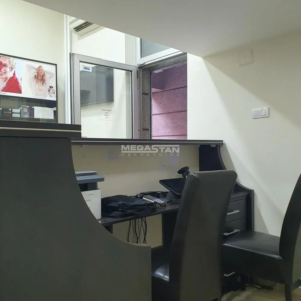 Rent, office space, 100m², Palilula Sve Podlokacije, Beograd