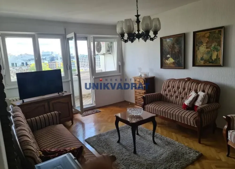 Izdavanje, trosoban stan, 78m², Stari Merkator, Novi Beograd Sve Podlokacije
