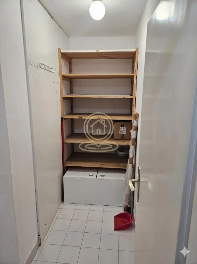 Prodaja, dvosoban stan, 58m², Detelinara, Novi Sad Sve Podlokacije