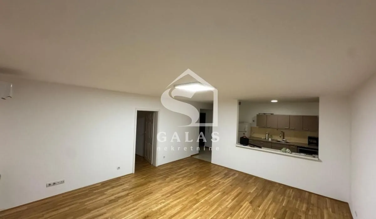 Rent, apartment, 93m², Stari Grad, Beograd