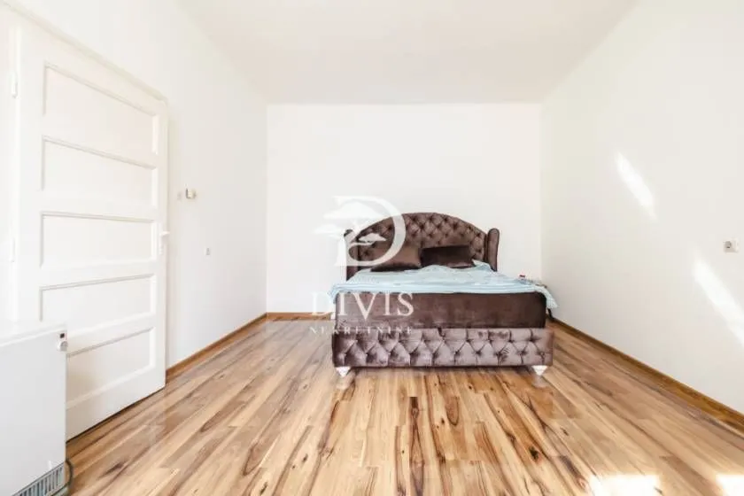 Sale, three bedroom apartment, 68m², Vračar Sve Podlokacije, Beograd