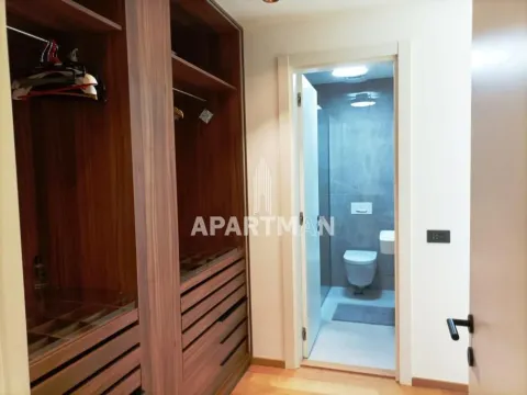 Izdavanje, četvorosoban stan, 120m², Stari Grad, Beograd - image 12