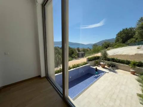 Prodaja, dvosoban stan, 240m², Donja Lastva, Tivat - image 2