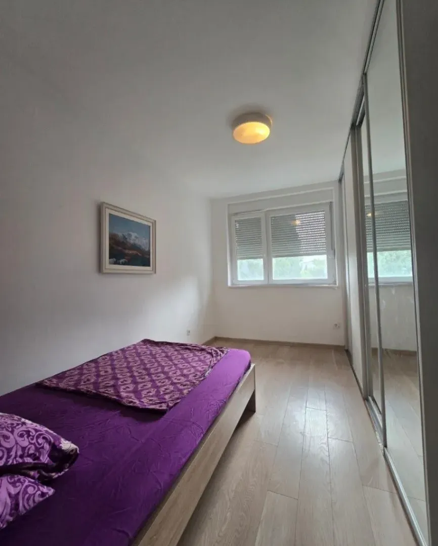 Izdavanje, dvosoban stan, 69m², Preko Morače, Podgorica