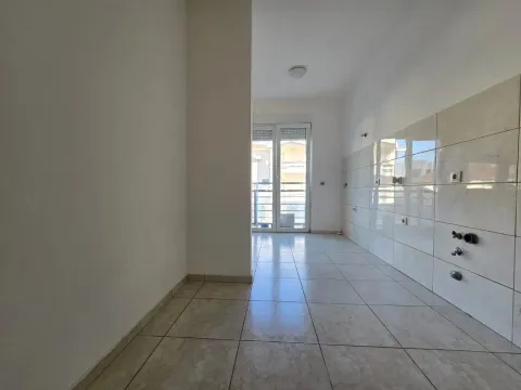 Sale, two bedroom apartment, 73m², Dalmatinska ulica, Podgorica - image 10