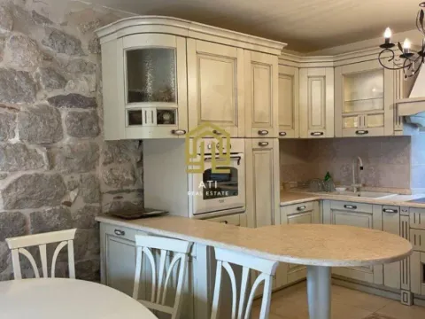 Prodaja, kuća, 180m², Orahovac, Kotor - image 3