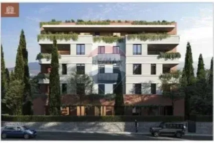 Izdavanje, trosoban stan, 134m², Gorica C, Podgorica