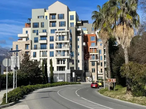 Prodaja, stan, 90m², Tivat, Crna Gora - image 2