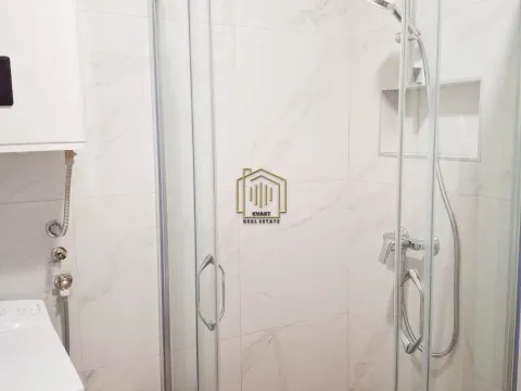 Izdavanje, jednosoban stan, 30m², Sveta Vrača, Kotor - image 8