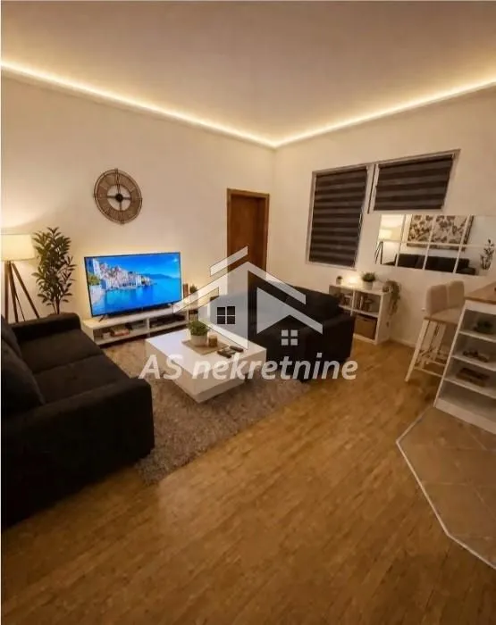 Izdavanje, dvosoban stan, 45m², Autokomanda, Voždovac Sve Podlokacije