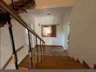 Izdavanje, kuća, 200m², Tološi, Podgorica - image 10