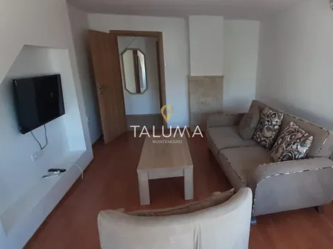 Prodaja, trosoban stan, 75m², Centar, Podgorica