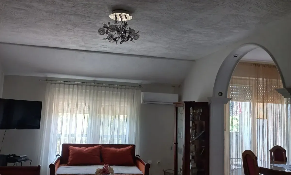 Sale, four bedroom apartment, 80m², Vračar, Šid