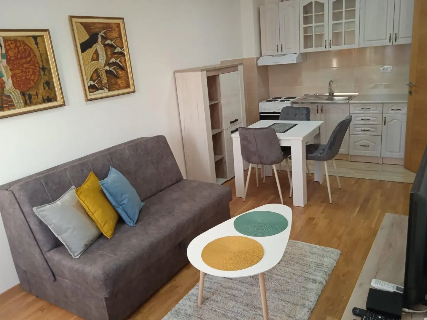Izdavanje, garsonjera, 30m², Zabjelo, Podgorica
