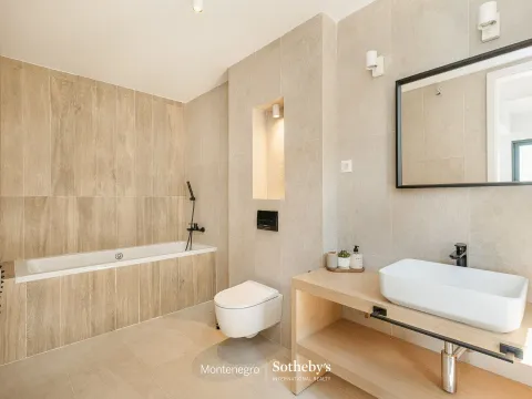 Prodaja, kuća, 250m², Blizikuće, Budva - image 38