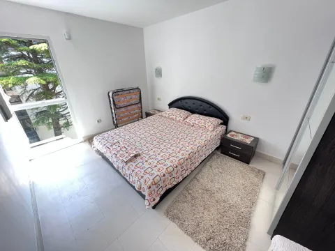 Rent, one bedroom apartment, 45m², Centar, Budva - image 3