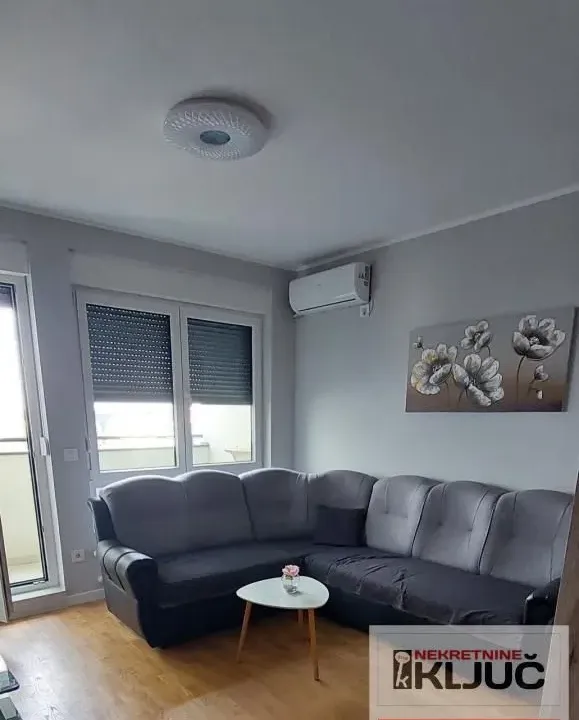 Rent, one bedroom apartment, 43m², Novo naselje, Novi Sad