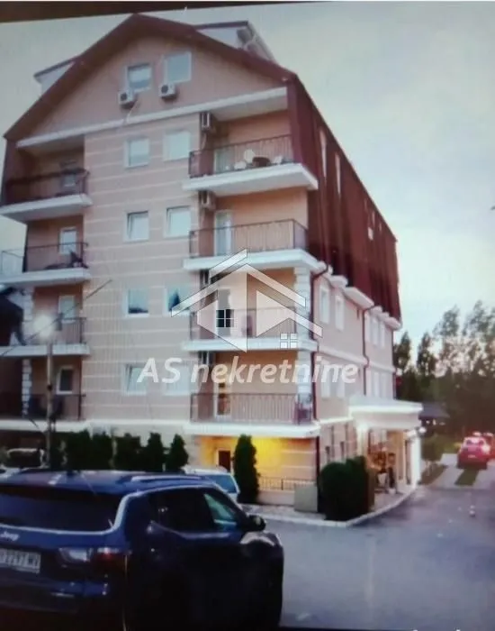 Izdavanje, trosoban stan, 61m², Trošarina, Voždovac Sve Podlokacije