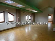 Izdavanje, poslovni prostor, 250m², Ledine, Beograd - image 1