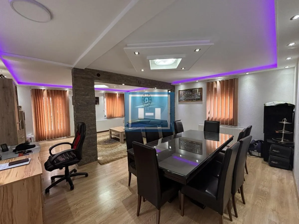 Prodaja, kuća, 181m², Kajsijar, Jagodina
