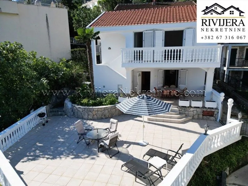 Prodaja, kuća, 105m², Njivice, Herceg Novi