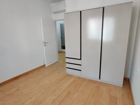 Rent, two bedroom apartment, 70m², Velji Vinogradi, Budva - image 11