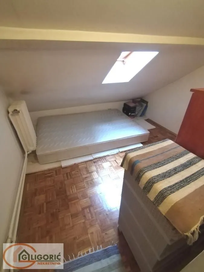 Sale, apartment, 100m², Labudovo Brdo, Beograd