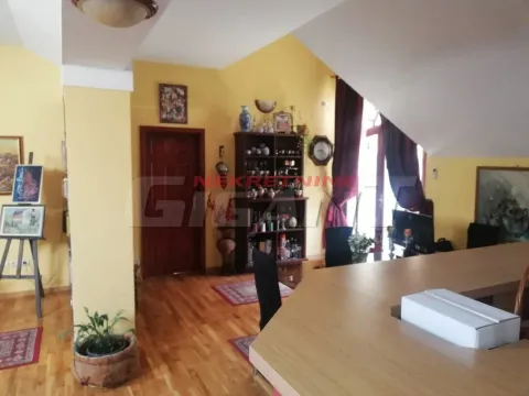 Sale, house, 109m², Zemun Meandri, Zemun Sve Podlokacije - image 4