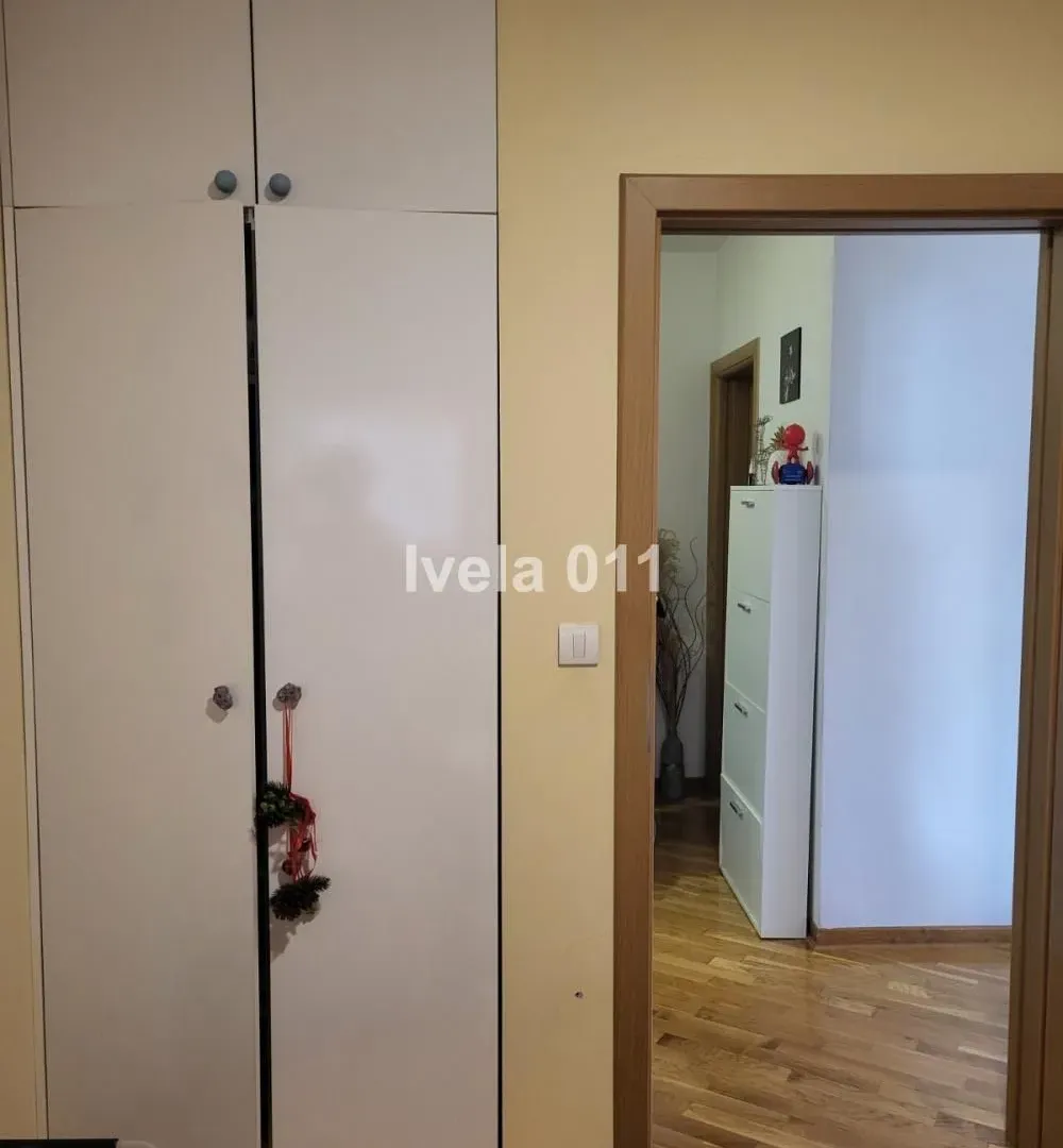 Sale, three bedroom apartment, 83m², Uciteljsko Naselje, Zvezdara Sve Podlokacije