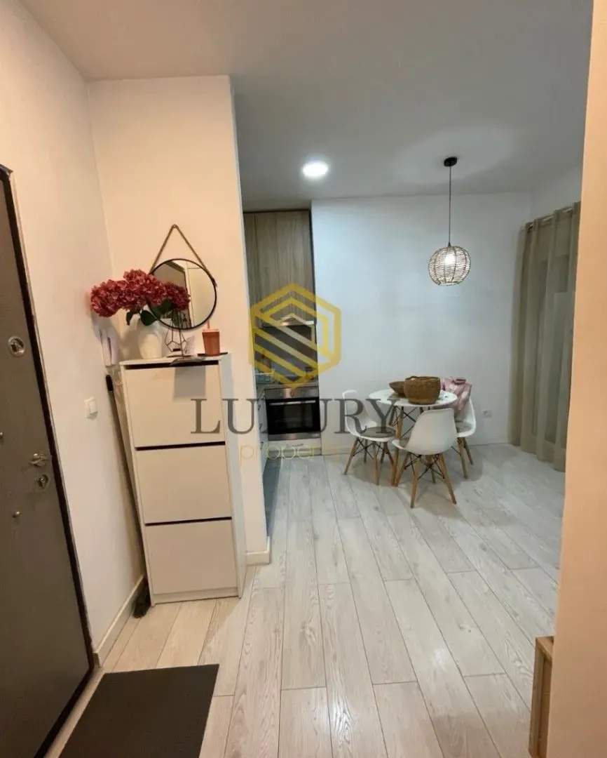 Rent, studio apartment, 27m², Stari Aerodrom, Podgorica