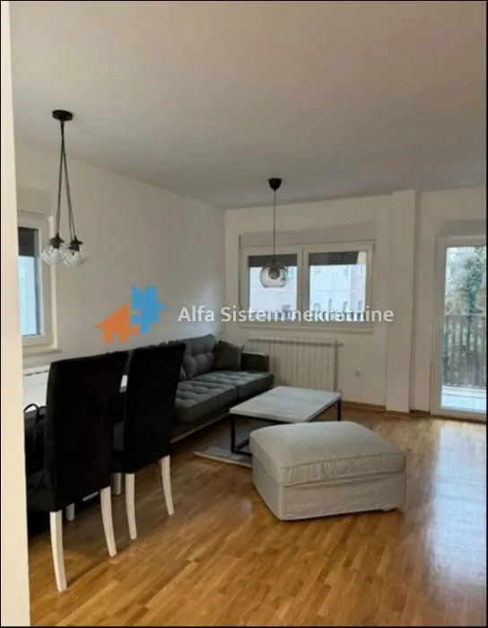 Izdavanje, trosoban stan, 65m², Lekino Brdo, Voždovac Sve Podlokacije