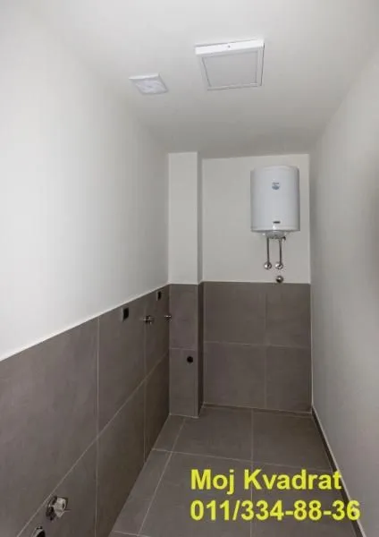 Prodaja, trosoban stan, 92m², Autokomanda, Voždovac Sve Podlokacije