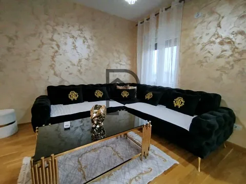 Izdavanje, stan, 53m², City Kvart, Podgorica - image 2