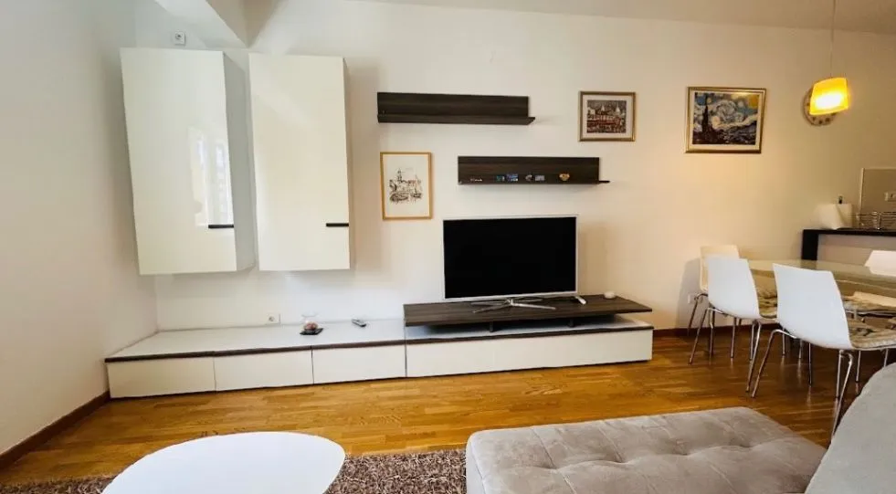 Rent, one bedroom apartment, 54m², City Kvart, Podgorica
