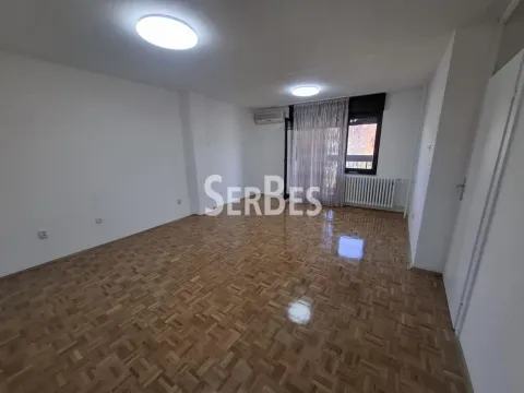 Izdavanje, dvosoban stan, 57m², Novo naselje, Novi Sad - image 1