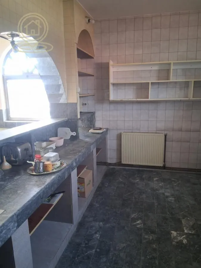 Prodaja, kuća, 400m², Aerodrom, Kragujevac