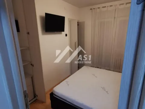 Izdavanje, jednosoban stan, 41m², Rotkvarija, Novi Sad Sve Podlokacije - image 4