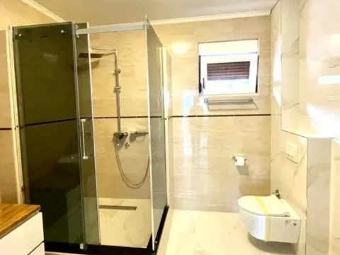 Sale, four bedroom apartment, 240m², Dobre Vode, Bar - image 11