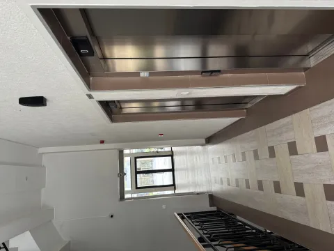 Sale, one bedroom apartment, 47m², Central Point, Podgorica - image 2