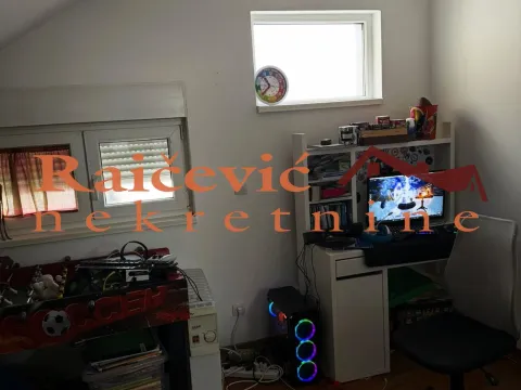 Prodaja, trosoban stan, 66m², Stari Grad, Beograd - image 3