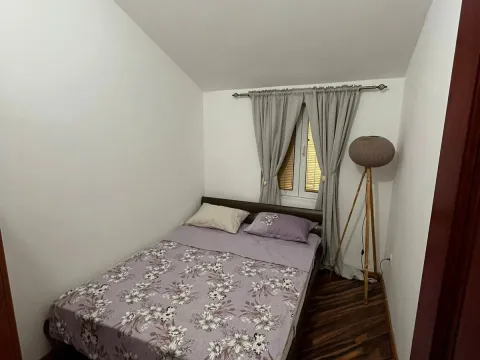 Izdavanje, trosoban stan, 84m², Mažina, Tivat - image 5